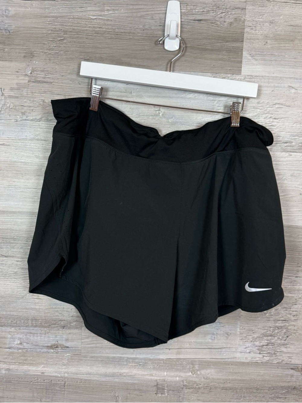 Nike Eclipse 3" Running Shorts Plus Size 1X Black NWT